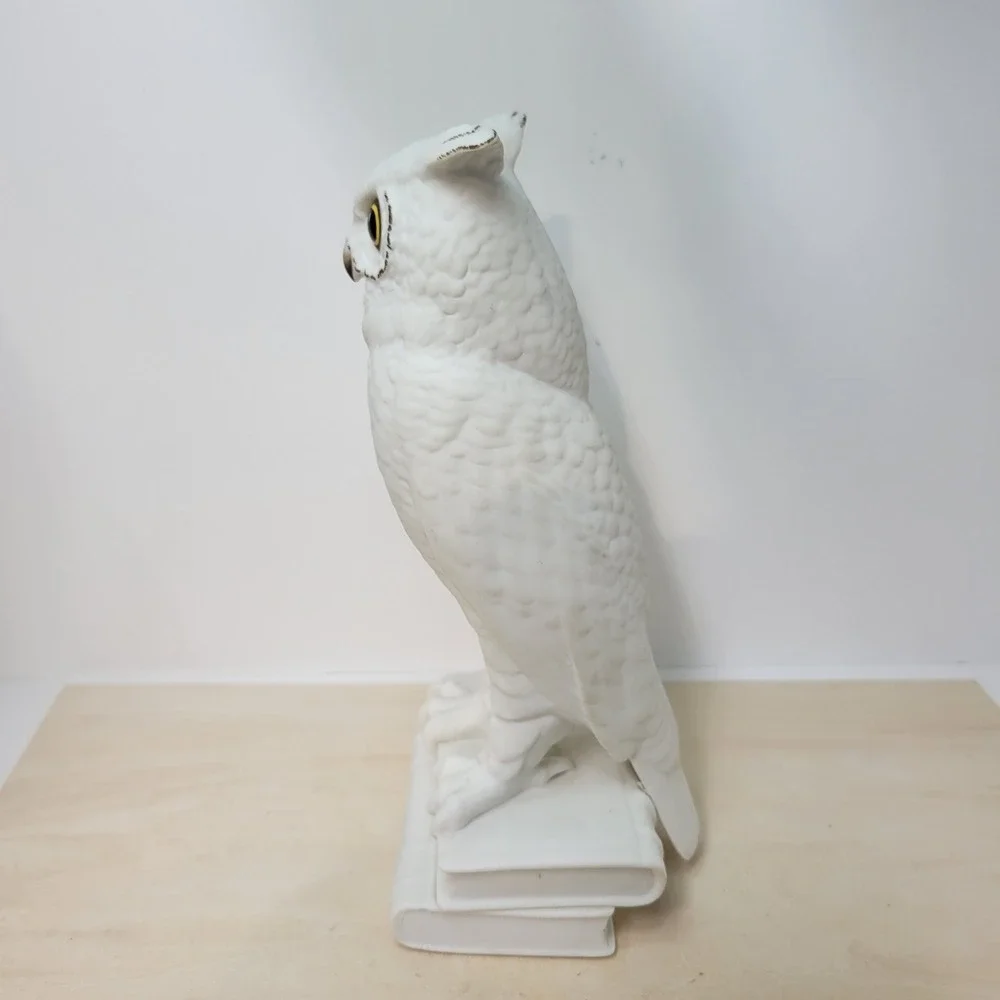Bolina‎ Trenton USA Ceramic Owl Figurine Statue Owl on Books Decor - Picture 3 of 8